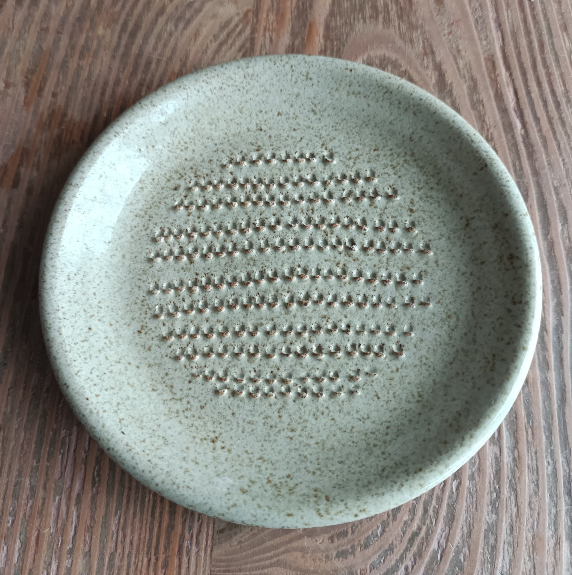 průměr 13 cm